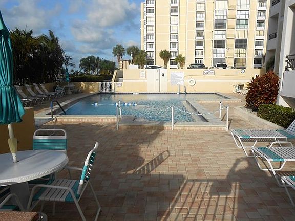 5th image of 830 S Gulfview Blvd APT 505