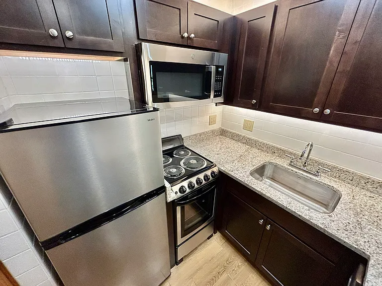 531 W Deming Place — Photo 31