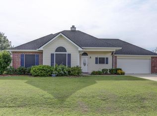 222 Stags Leap Ln, Broussard, LA 70518