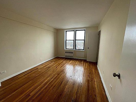 1st image of 78-40 164th St #6K
