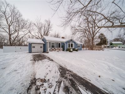 132 Duerr Rd, Liverpool, NY, 13090