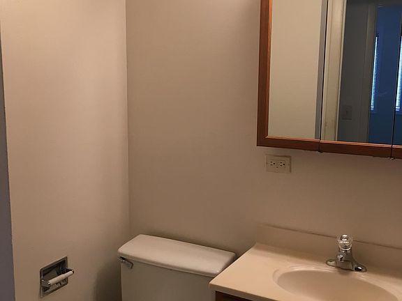 2nd image of 414 N Carter St #3