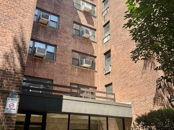 140-21 31 Road #4J, Flushing, NY 11354