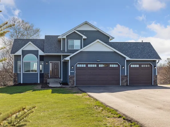 28597 Holly Dr NW, Isanti, MN 55040
