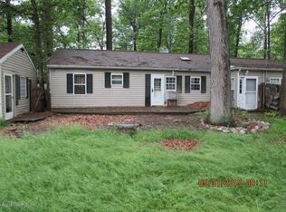 352 Cove Resort Dr, Bronson, MI 49028