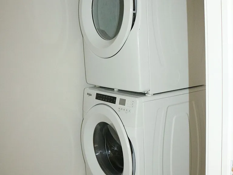 70 Orchid Place Dr #2 — Photo 30