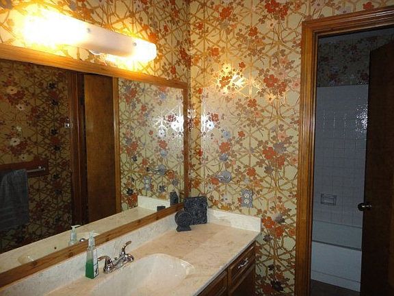 5th image of 2805 Iris Ave