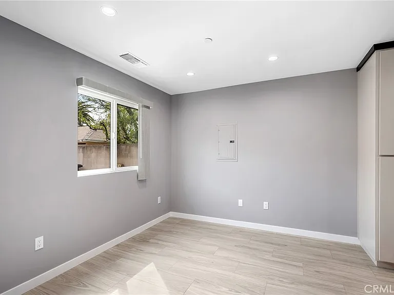 1361 Alameda Ave #A — Photo 6