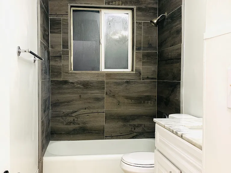 275 E Center St #5 — Photo 8