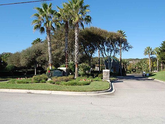 2nd image of 406 Ocean Forest Dr