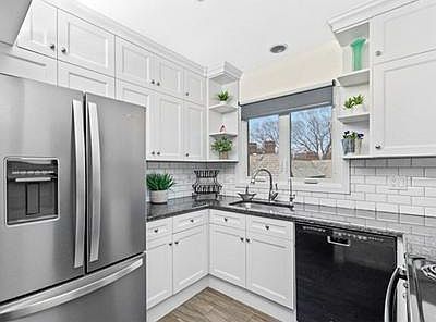 3rd image of 121 Longwood Ave APT 4A