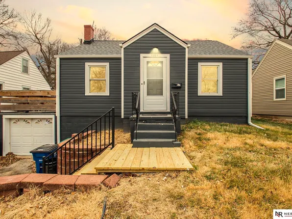 1004 S 51st Ave, Omaha, NE 68106