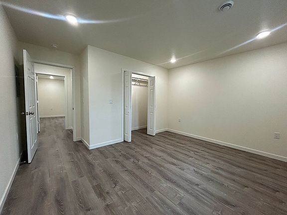 5th image of 2969 Badger Rd #9