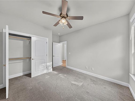 5th image of 730 Winston Pl