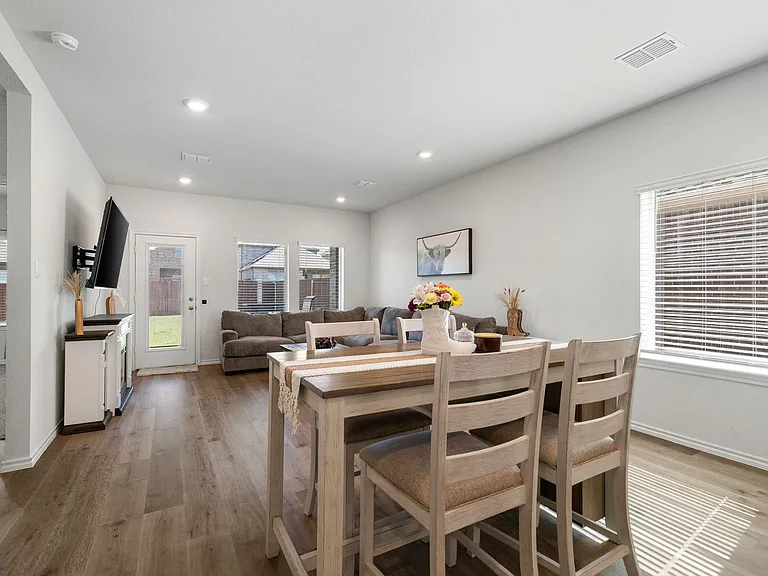 615 Joseph Rd — Photo 2