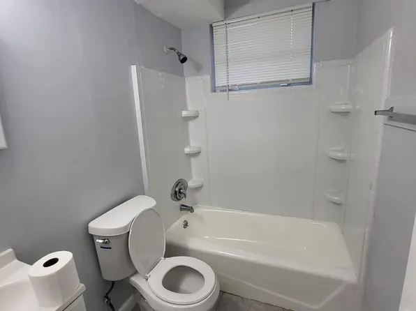 1625 W 26th St.
