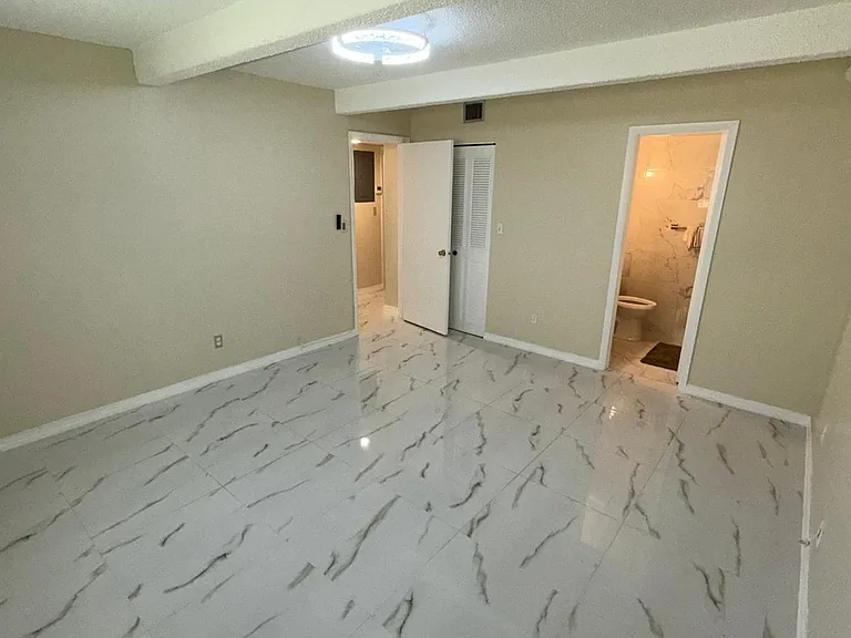 1225 S Flagler Ave #313 — Photo 16
