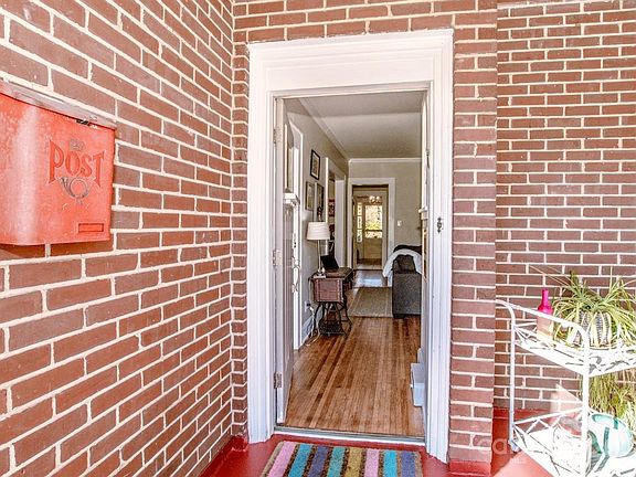 5th image of 124 Feimster St