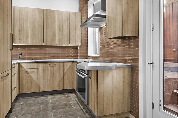 Rented by Stribling | media 14