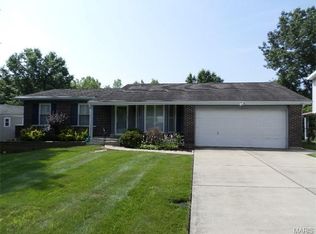 4344 Honeydew Ln, Saint Louis, MO 63128