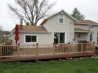 10 Harmon Ln, Churchville, NY 14428