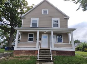537 Potter St