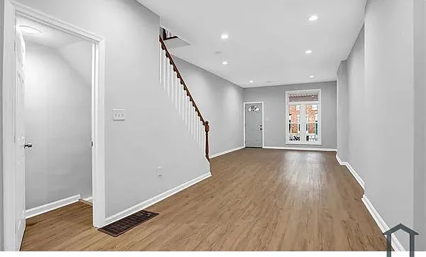 2234 W Fayette St — Photo 16