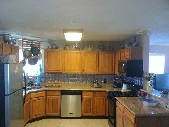 2nd image of 113 Almond Dr