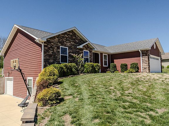 4th image of 117 Cobblestone Drive