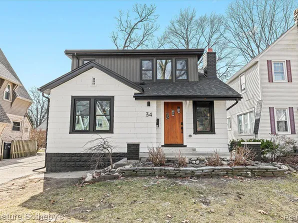 34 Wellesley Dr, Pleasant Ridge, MI 48069