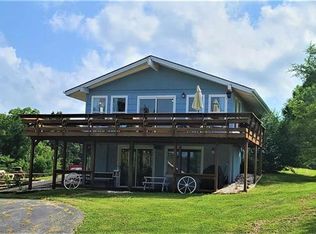 1691 Lake Viking Ter, Gallatin, MO 64640