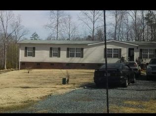 136 Gates Ct, Troy, NC 27371