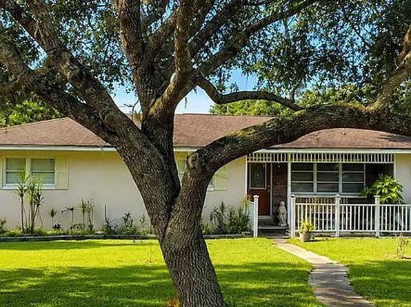 52 Clark St, Oviedo, FL 32765