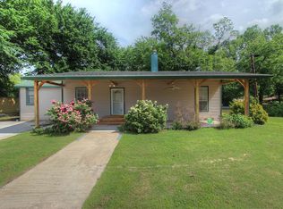 703 W 8th St N, Sand Springs, OK 74063