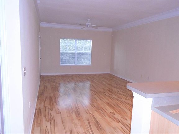 living_dining_breakfast bar_2