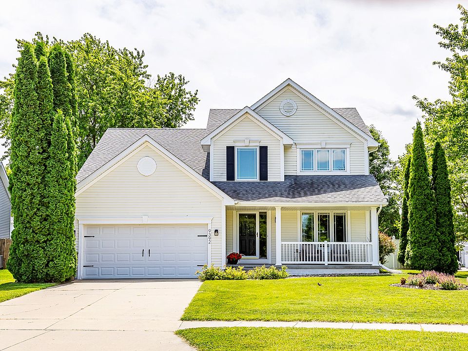 1st image of 9392 Lake Dr