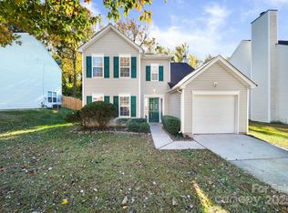 1424 Griers Grove Rd, Charlotte, NC 28216