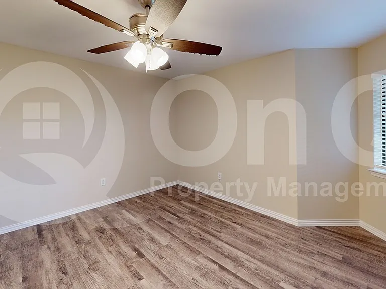 9837 Walnut St #103 — Photo 8