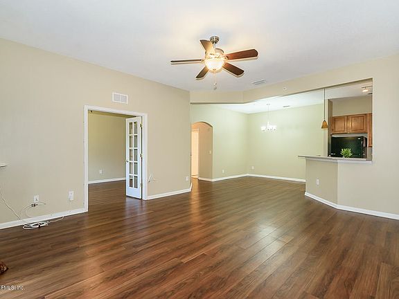 5th image of 785 Oakleaf Plantation Pkwy Unit 733