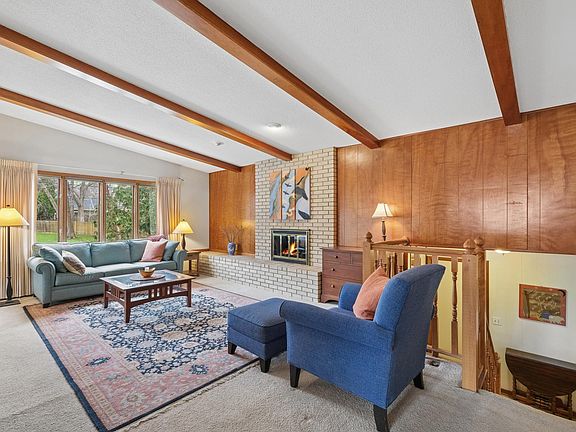 5th image of 5516 Warden Ave