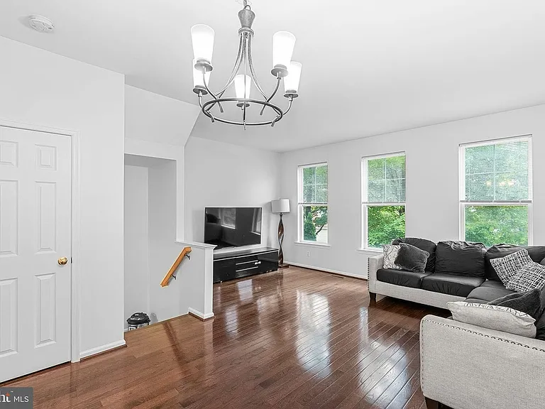 43116 Autumnwood Sq — Photo 6
