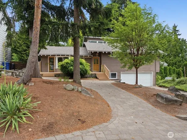 5466 NE 200th Place, Lake Forest Park, WA 98155