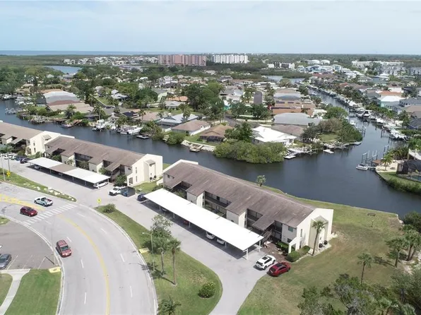 4609 Marine Pkwy Unit 203, New Port Richey, FL 34652