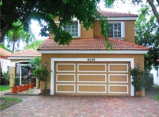 9291 Oak Grove Cir, Davie, FL 33328