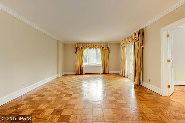 Living Room - From foyer