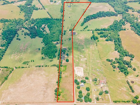 3rd image of 822 E Vz County Road 4418