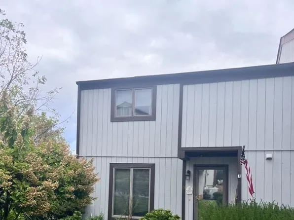 13 Wyndham Ct, Downingtown, PA 19335