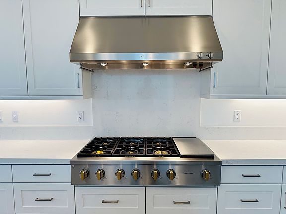 5th image of 26735 Afton Ln