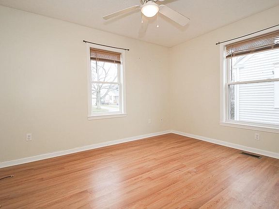 5th image of 3259 Lincoln St