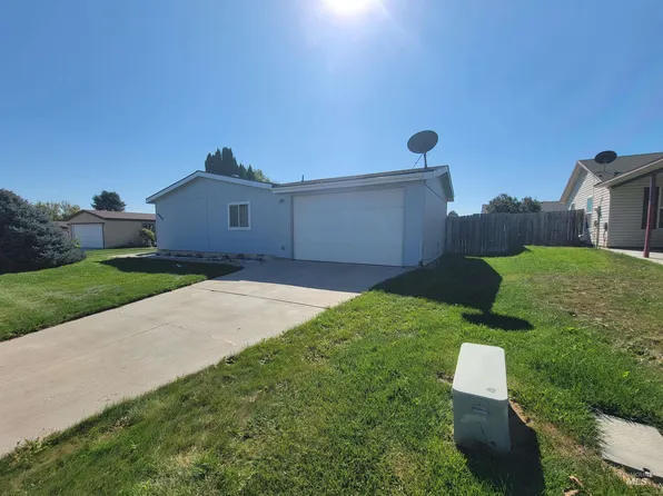 4002 Denton St, Caldwell, ID 83607